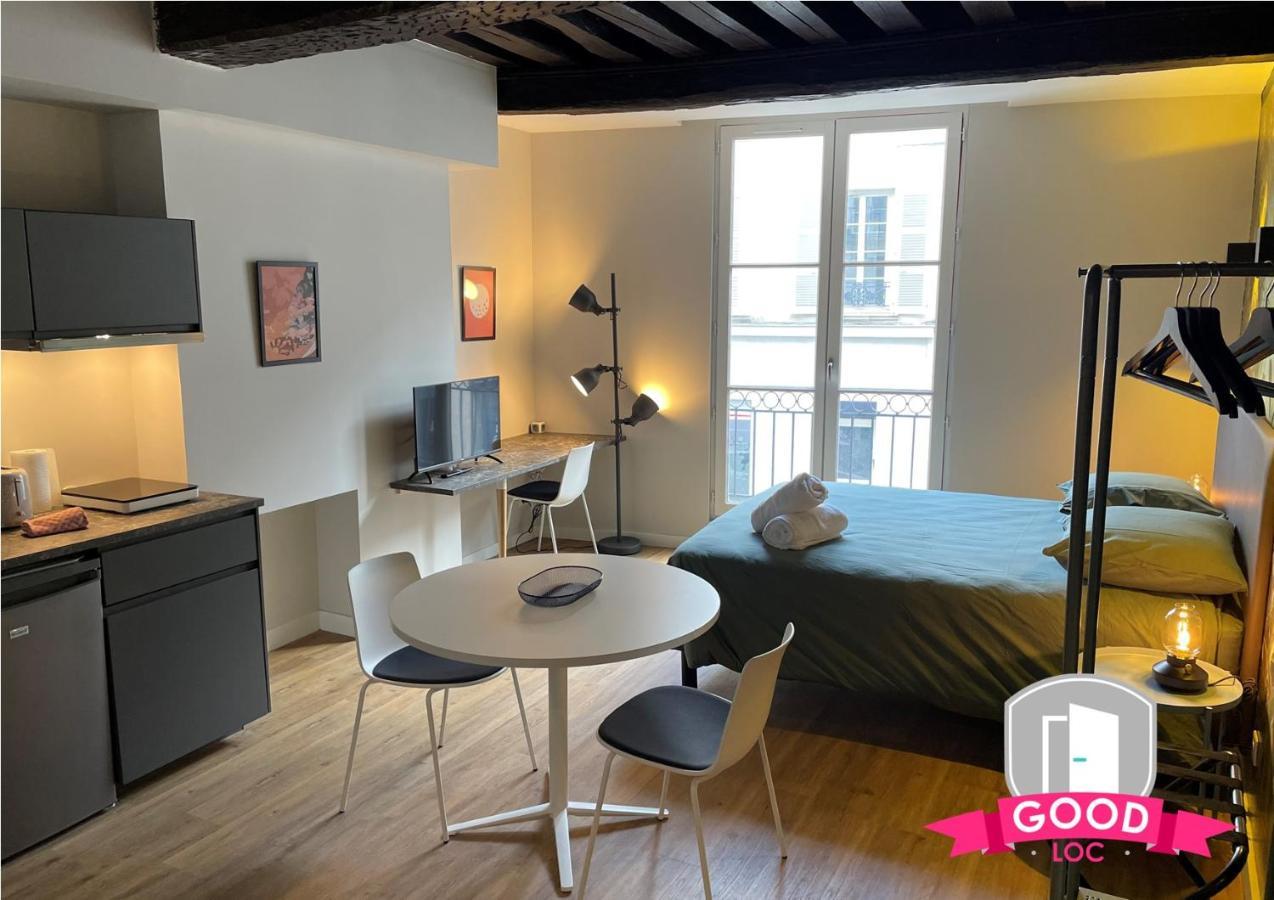 Somptueux Studio Hyper Centre Avec Wifi Apartment Orleans Exterior photo