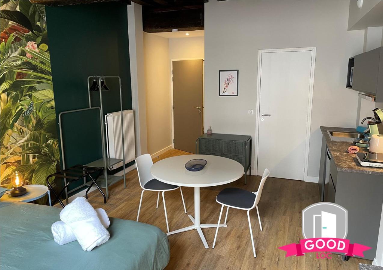 Somptueux Studio Hyper Centre Avec Wifi Apartment Orleans Exterior photo