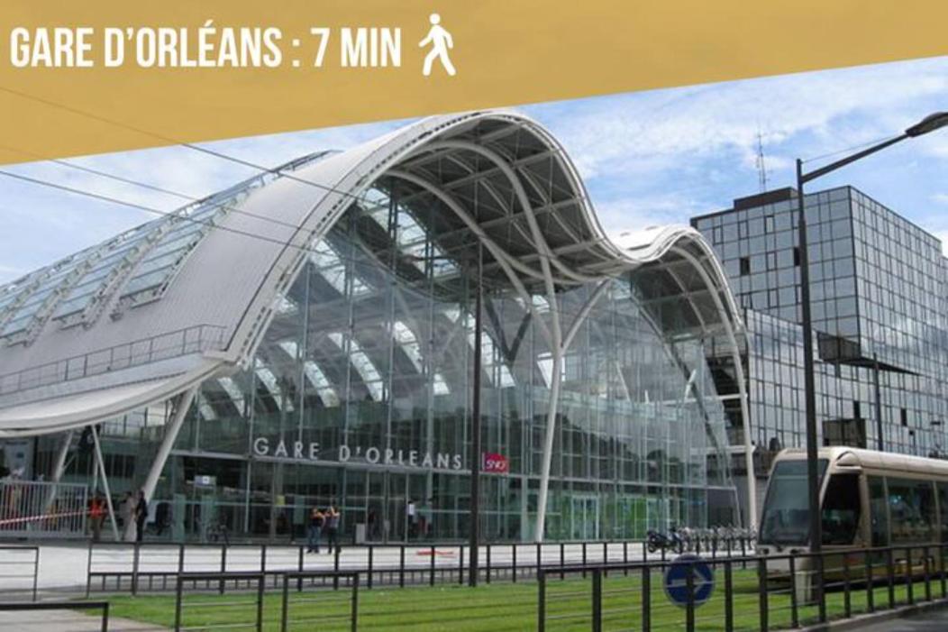 Somptueux Studio Hyper Centre Avec Wifi Apartment Orleans Exterior photo